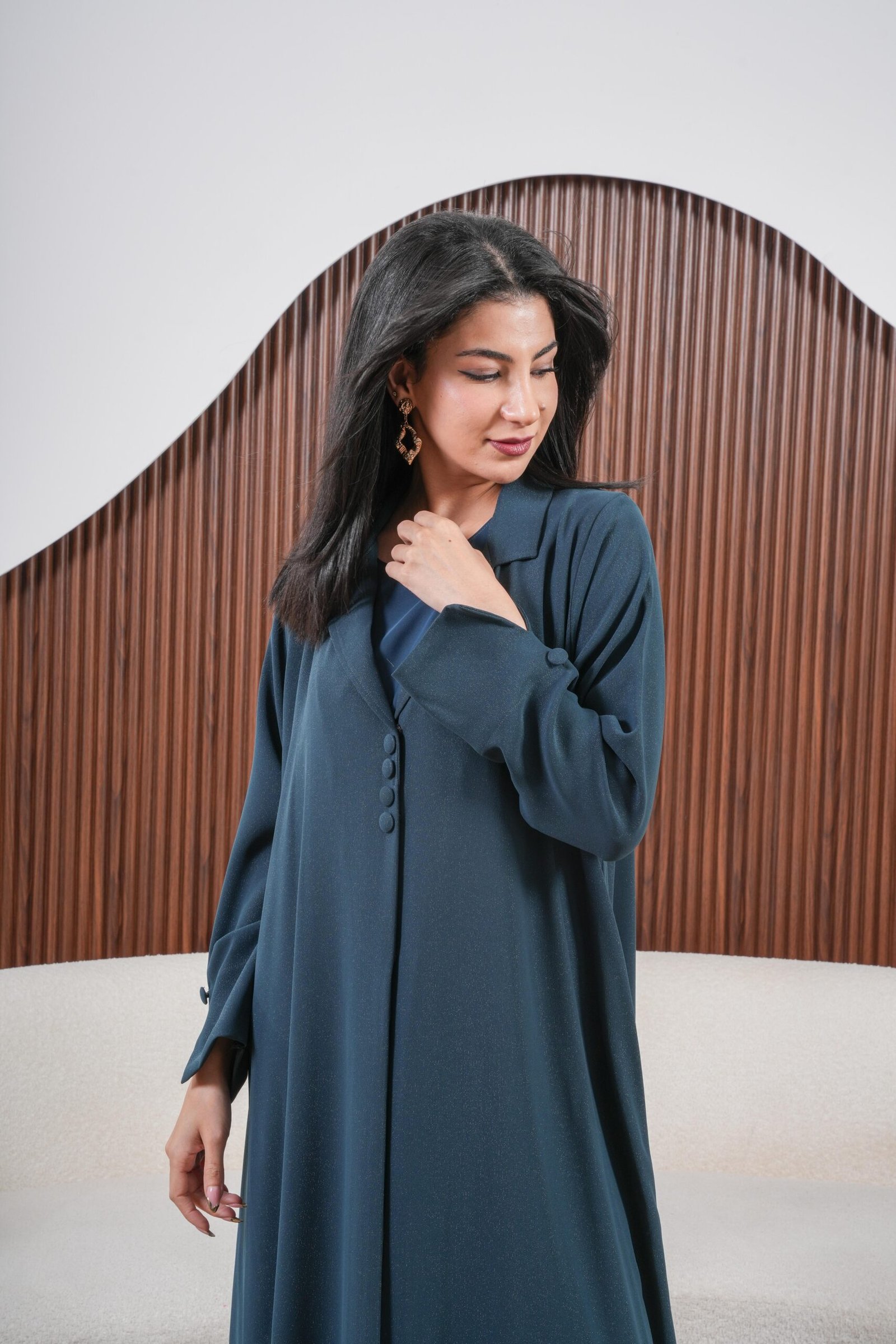 Sapphire Veil Abaya - Image 4