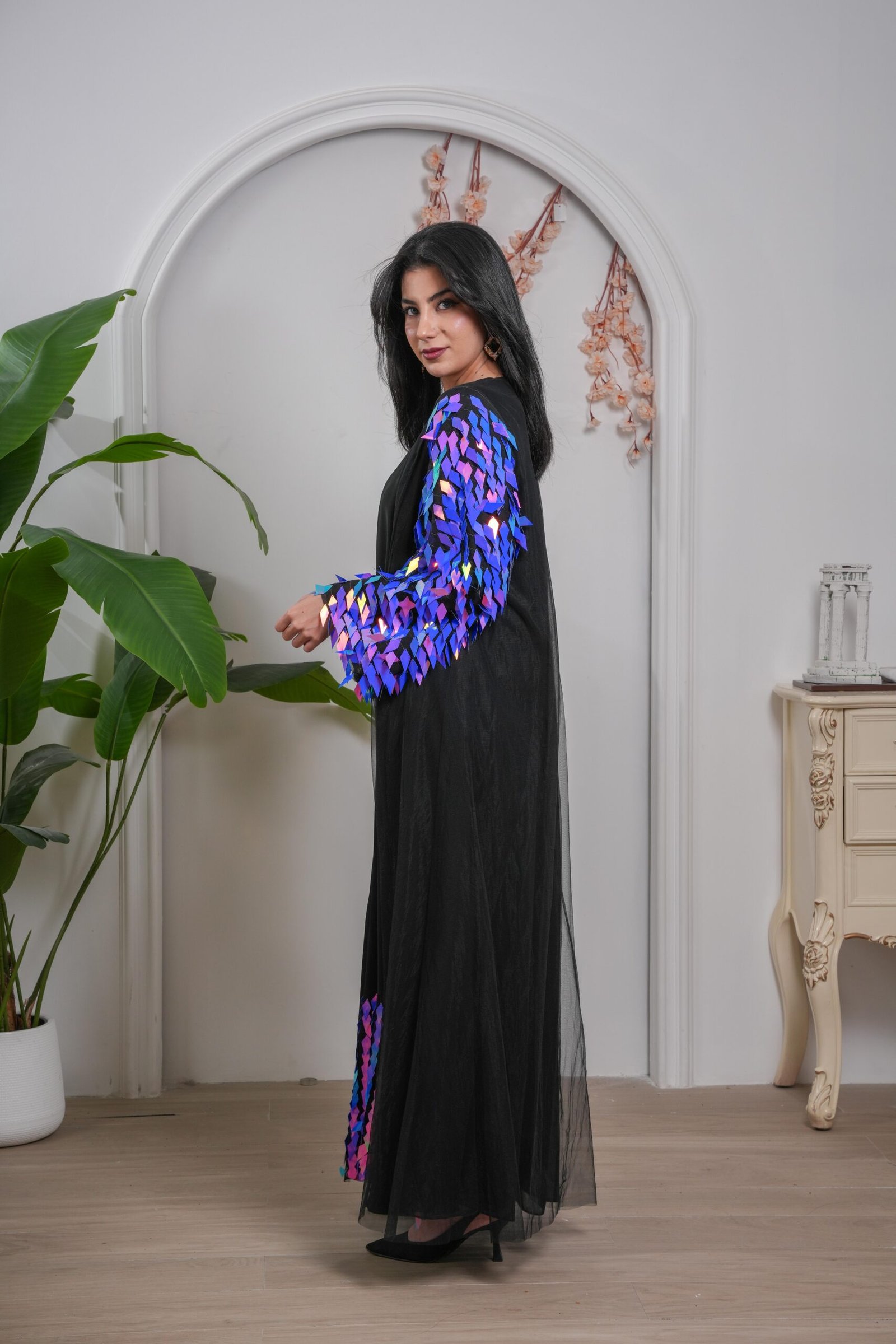 Midnight Prism Abaya - Image 9