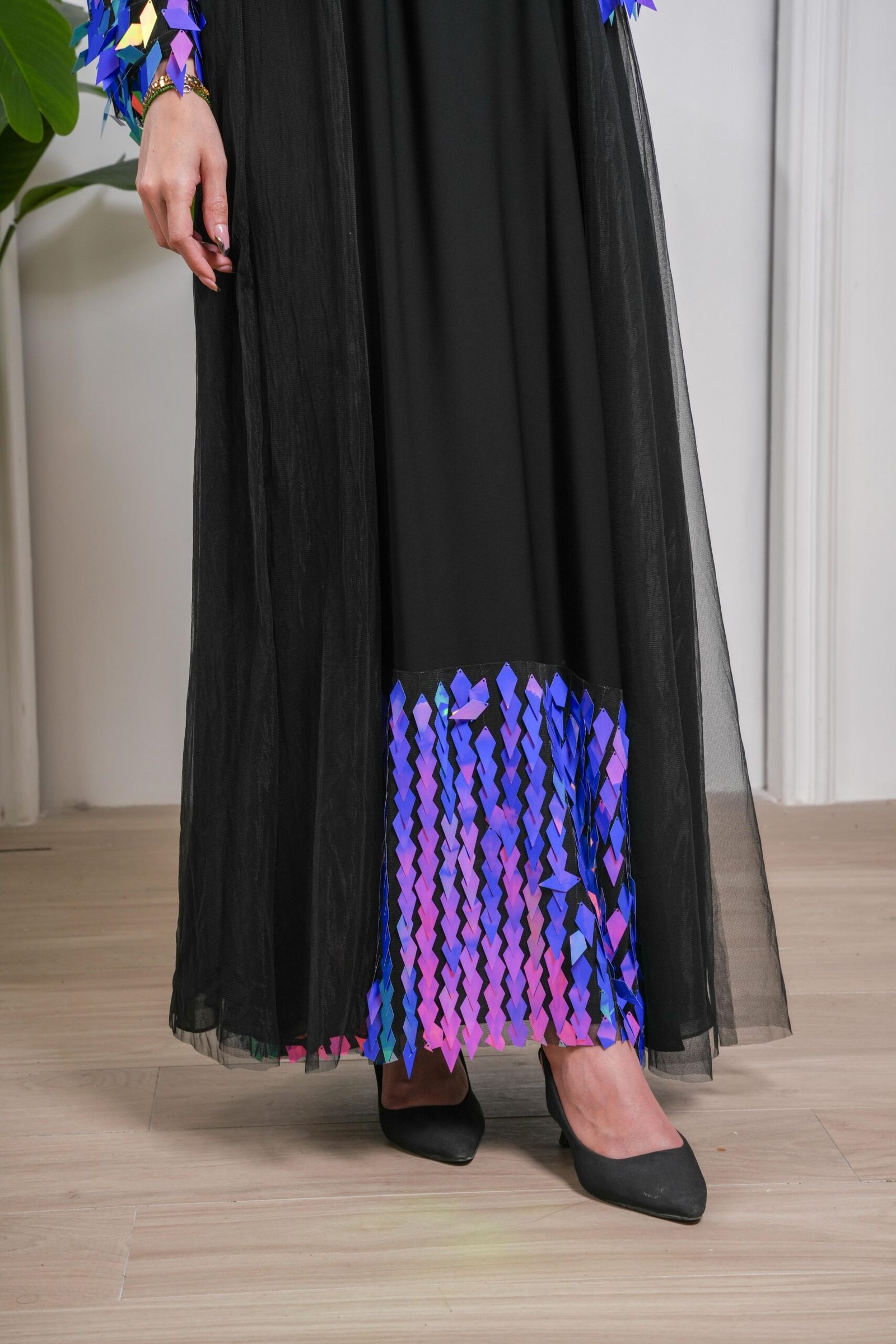 Midnight Prism Abaya - Image 4